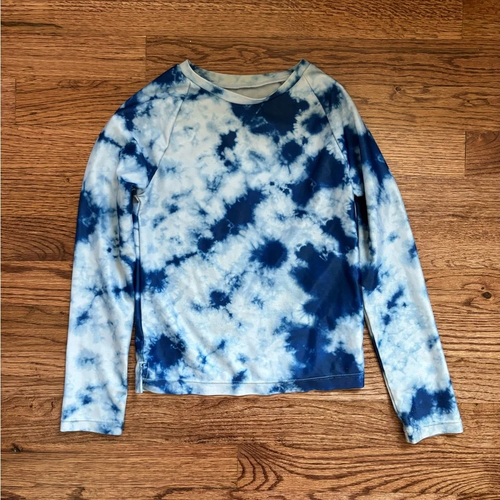 Gap Long Sleeve Blue Toe Dye Rashguard